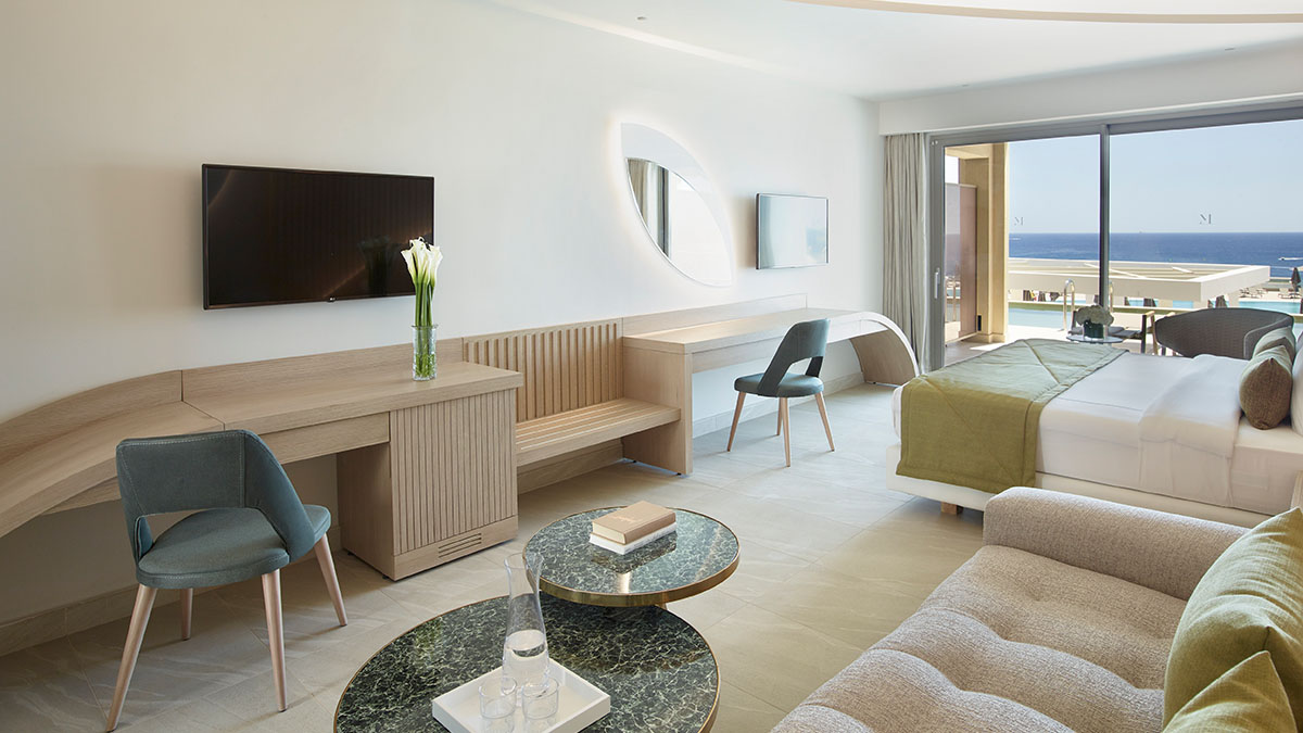 Junior Suite Swim Up Sea View